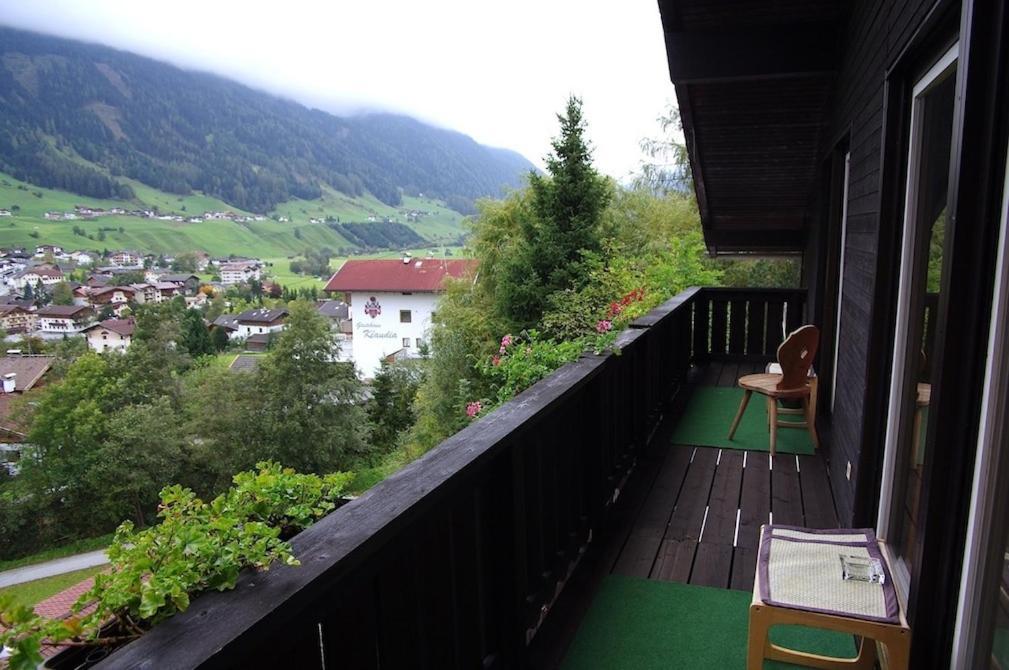 Haus Klara Pensionat Neustift im Stubaital Eksteriør billede
